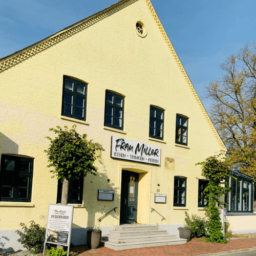 Restaurant, Bar & Event Location - ESSEN | TRINKEN | FEIERN